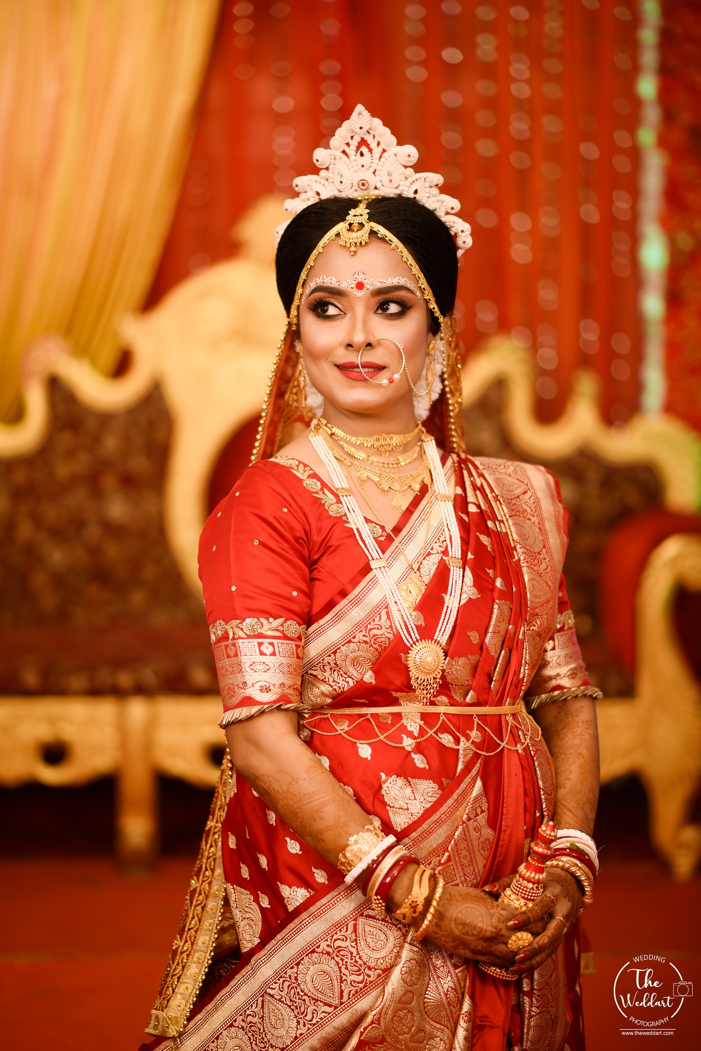 Best Bengali Bridal Bindi Designs For A Captivating Look